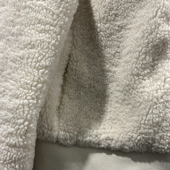 GENERATION LOVE JACKET- cream faux sherpa bomber - Picture 3 of 4